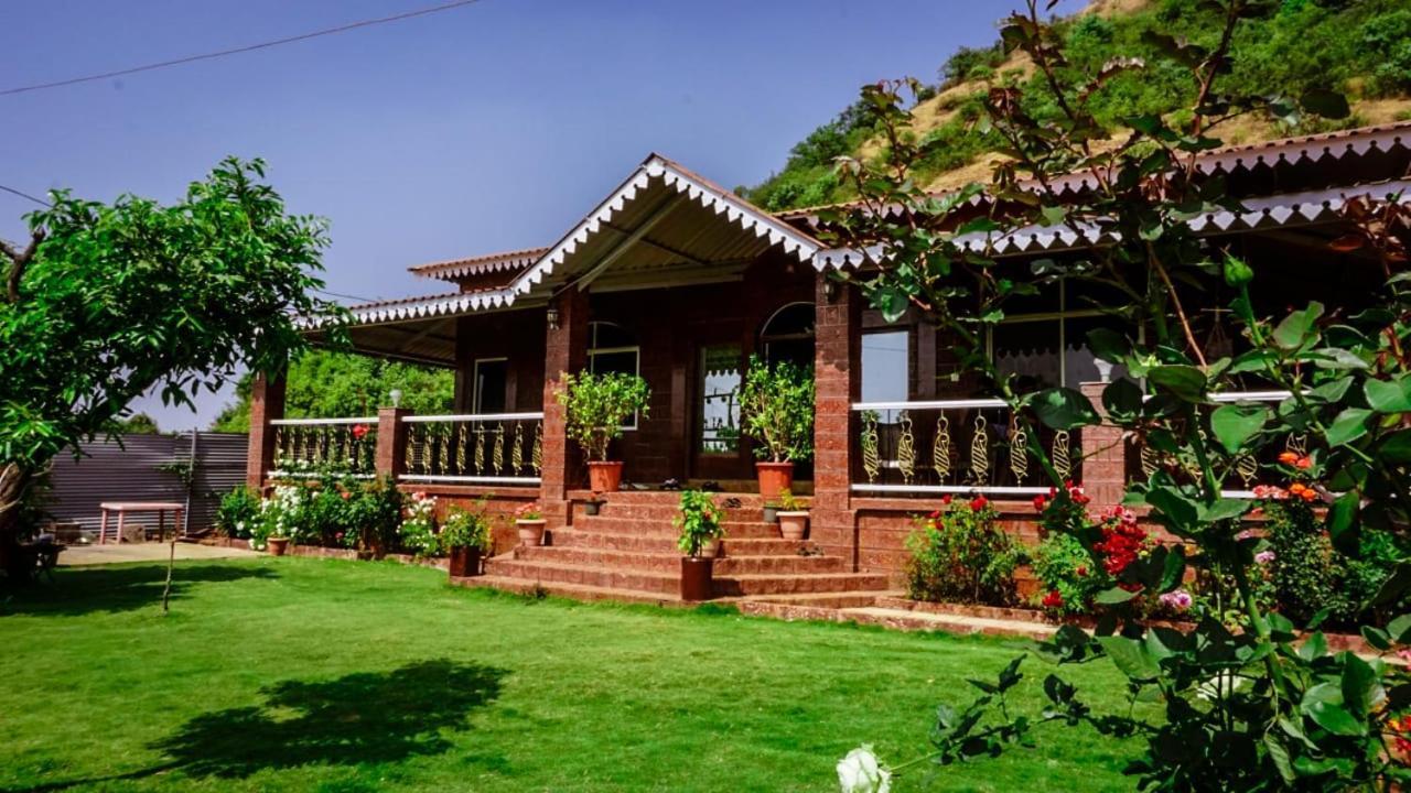 Sai Leela Bungalow - Villa With Private Pool Mahabaleshwar Bagian luar foto